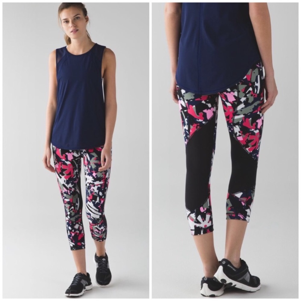 lululemon athletica Pink Black White Green Abstract Print Capris